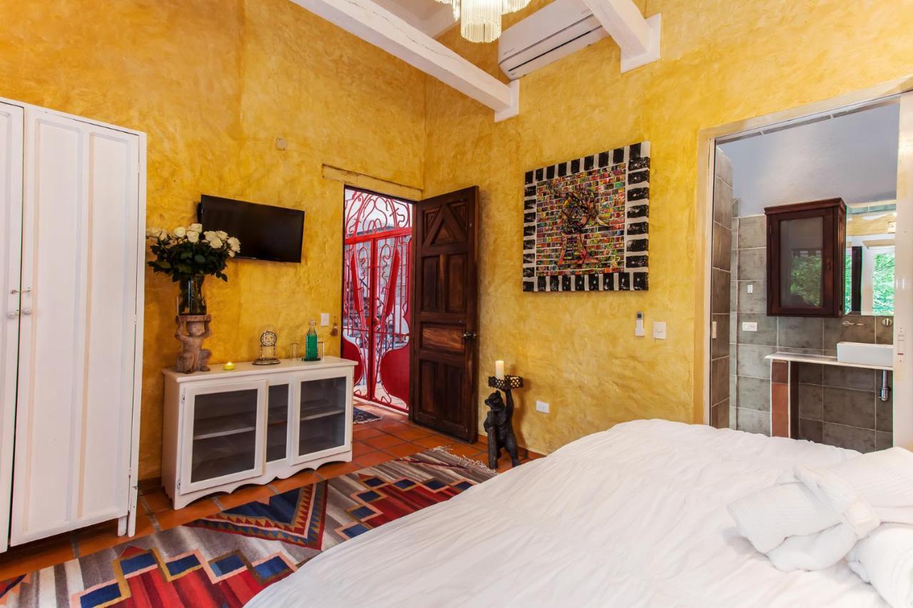 Garlands Del Rio Riverside Boutique Hotel Пуэрто-Вальярта Экстерьер фото