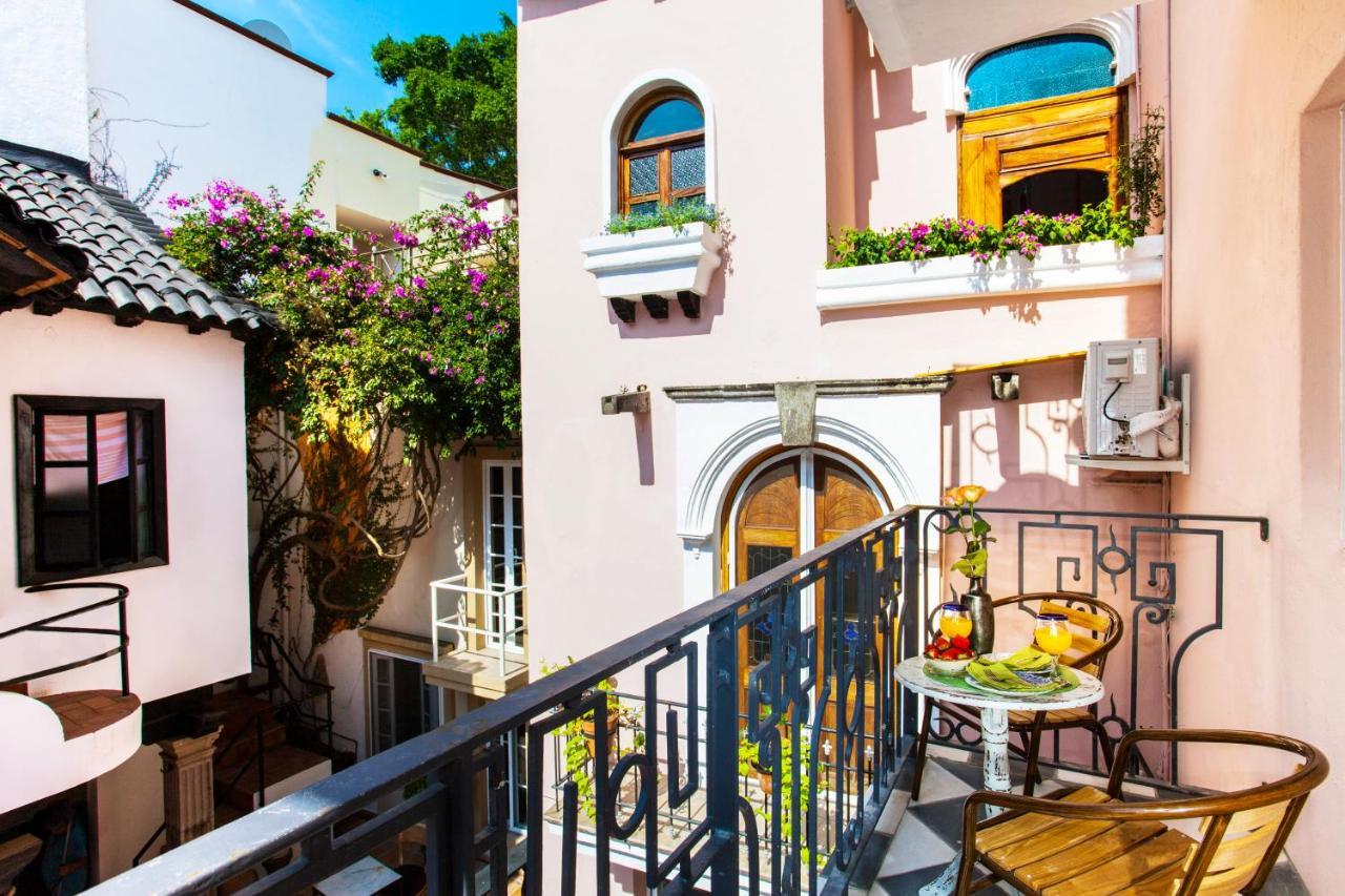 Garlands Del Rio Riverside Boutique Hotel Пуэрто-Вальярта Номер фото