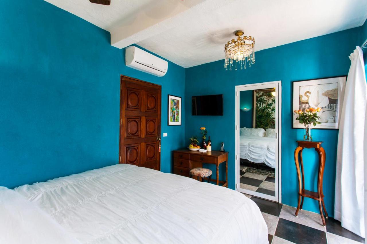 Garlands Del Rio Riverside Boutique Hotel Пуэрто-Вальярта Номер фото