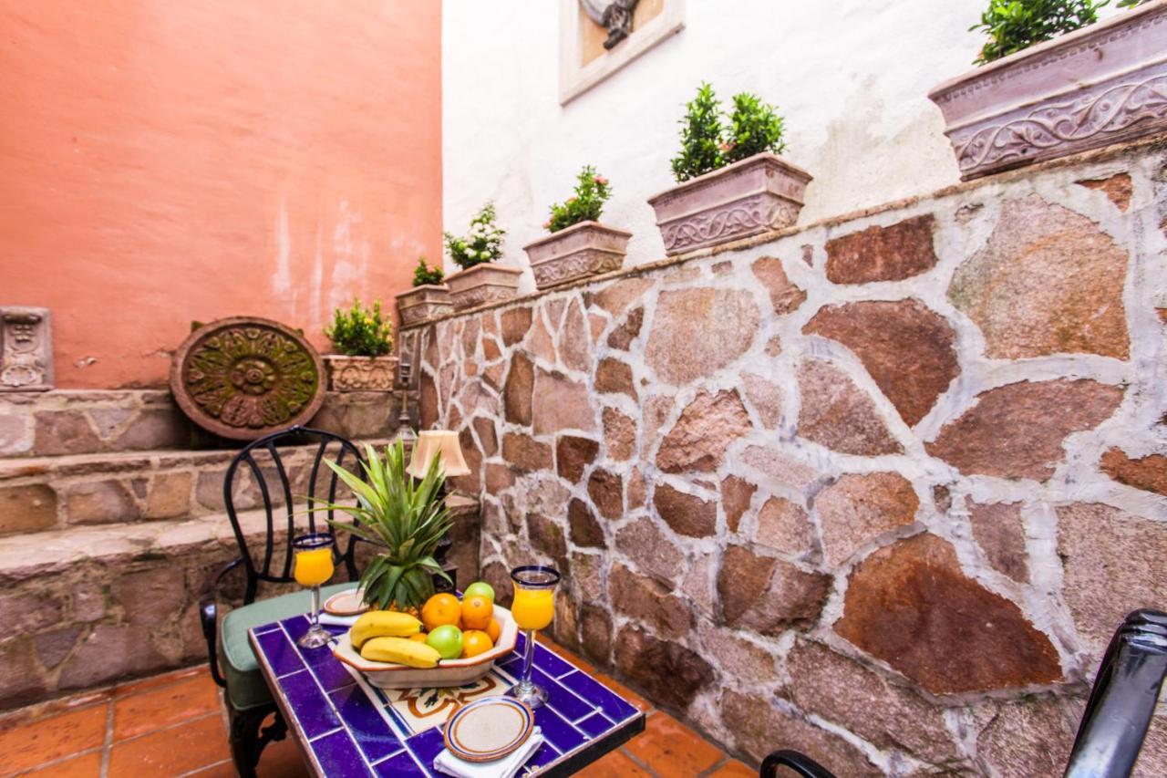 Garlands Del Rio Riverside Boutique Hotel Пуэрто-Вальярта Номер фото