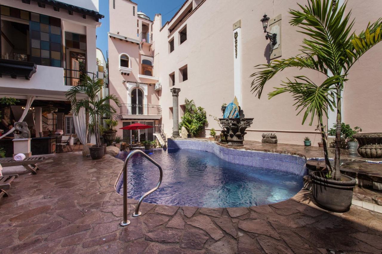 Garlands Del Rio Riverside Boutique Hotel Пуэрто-Вальярта Экстерьер фото